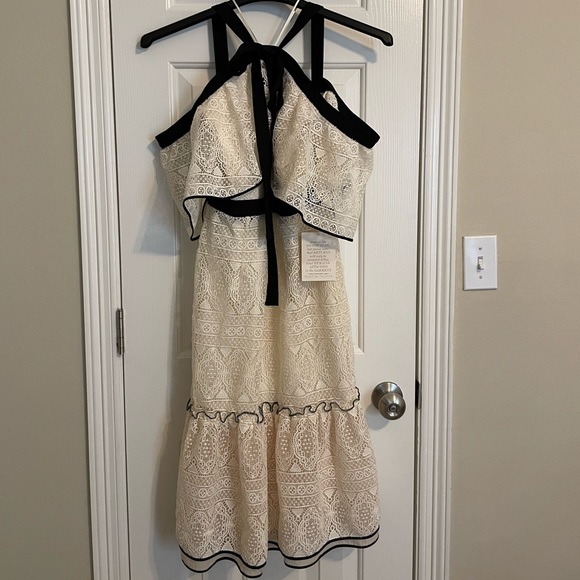 NWT Adelyn Rae Ivory Marissa Dress, Size M - Picture 3 of 12